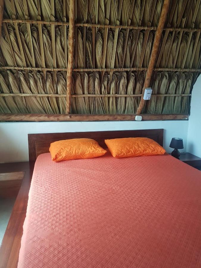 Mi Casa En La Playa Bed & Breakfast Escuintla ภายนอก รูปภาพ