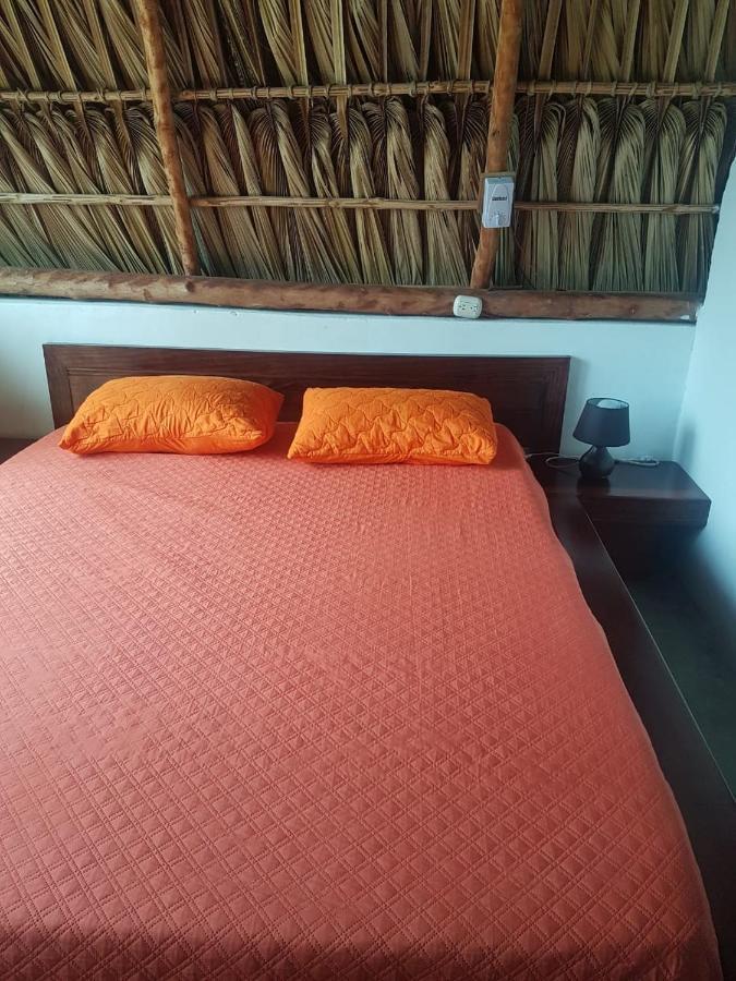 Mi Casa En La Playa Bed & Breakfast Escuintla ภายนอก รูปภาพ