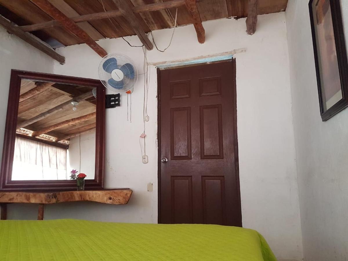 Mi Casa En La Playa Bed & Breakfast Escuintla ภายนอก รูปภาพ