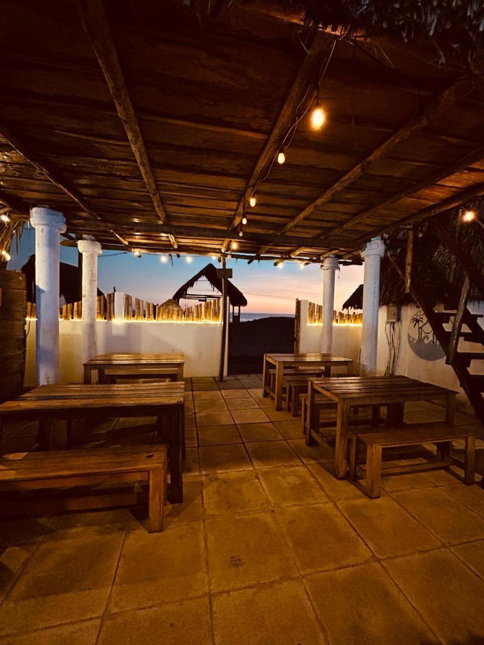 Mi Casa En La Playa Bed & Breakfast Escuintla ภายนอก รูปภาพ